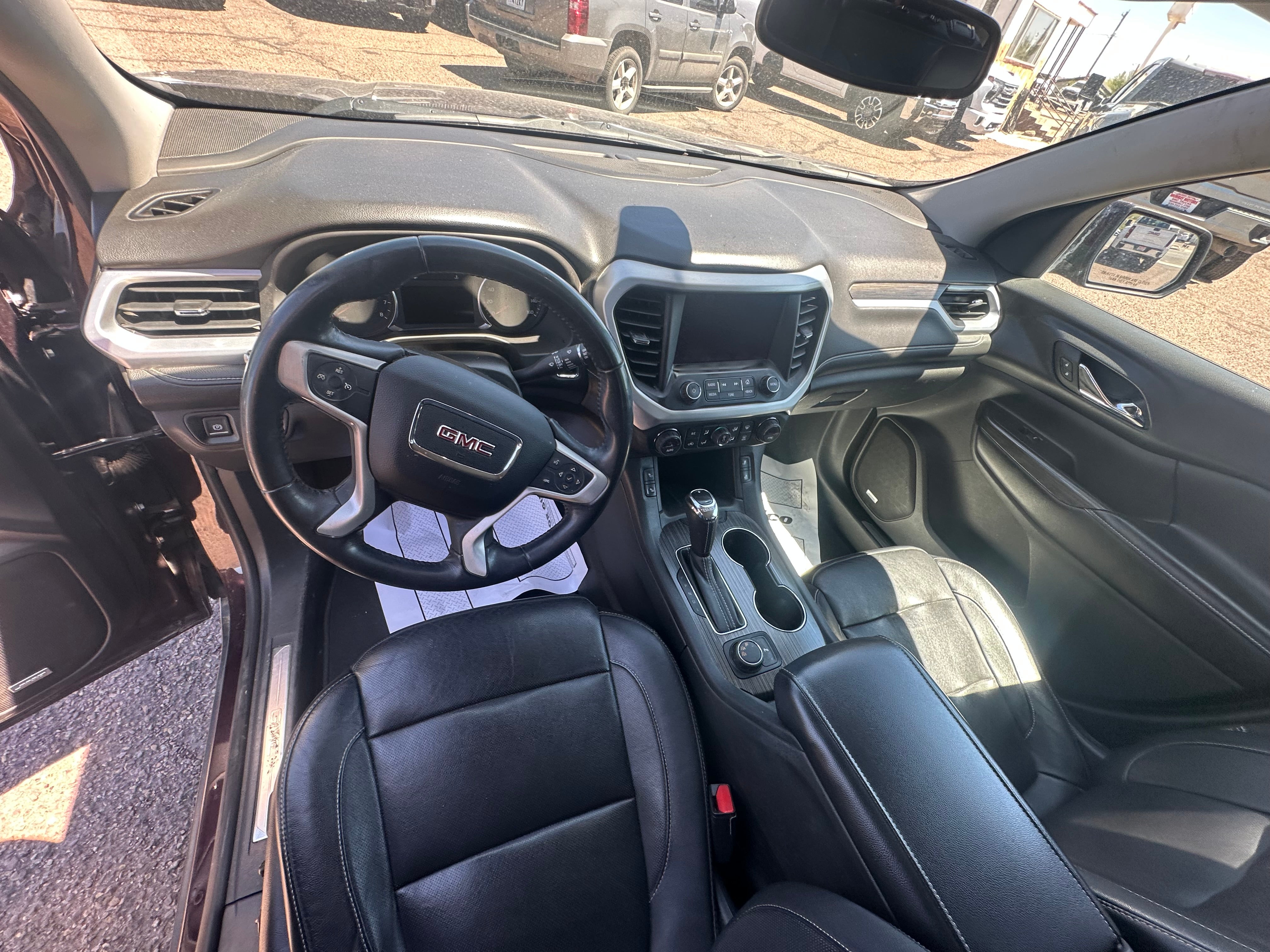 2017 GMC Acadia SLT