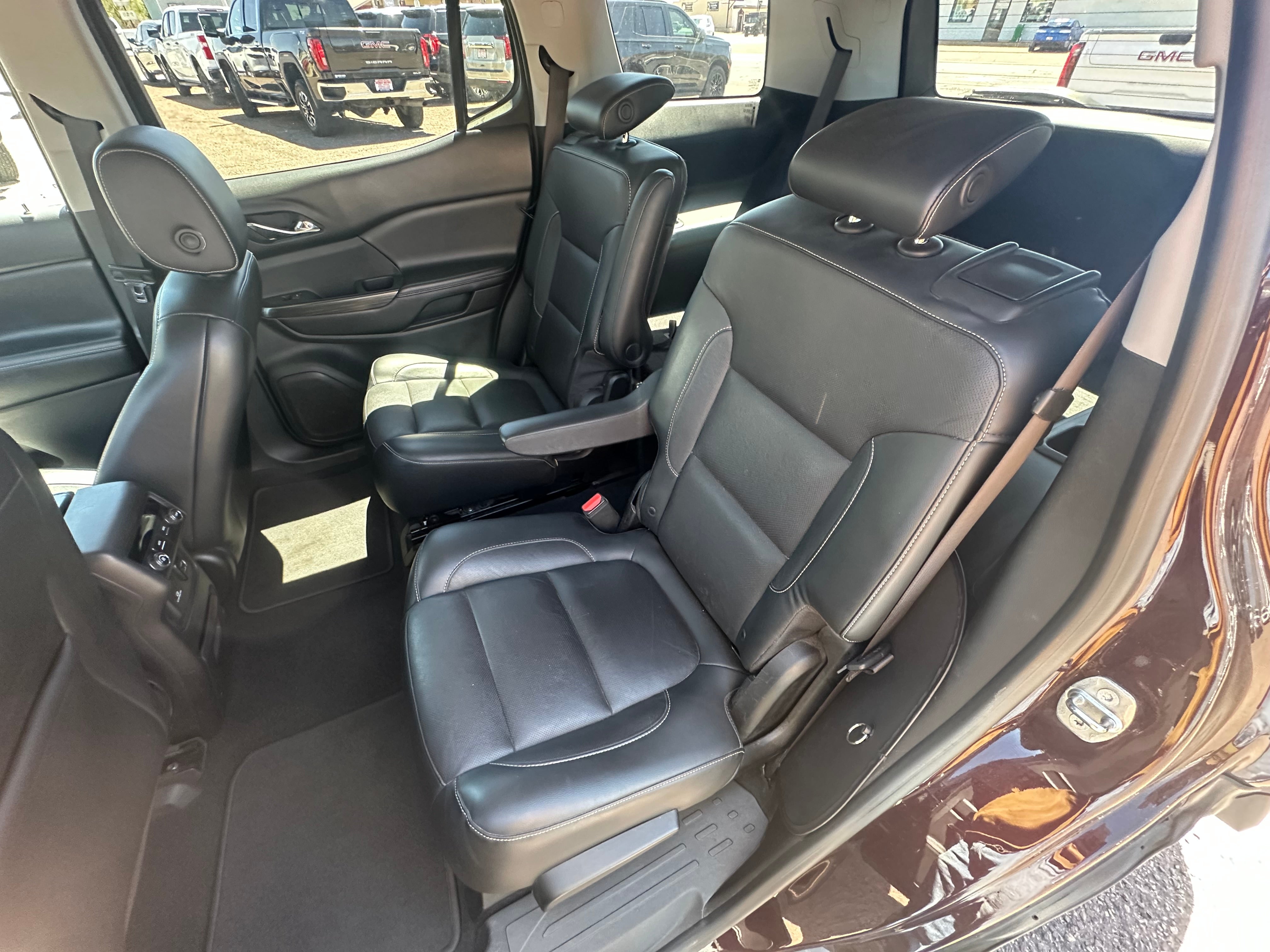 2017 GMC Acadia SLT
