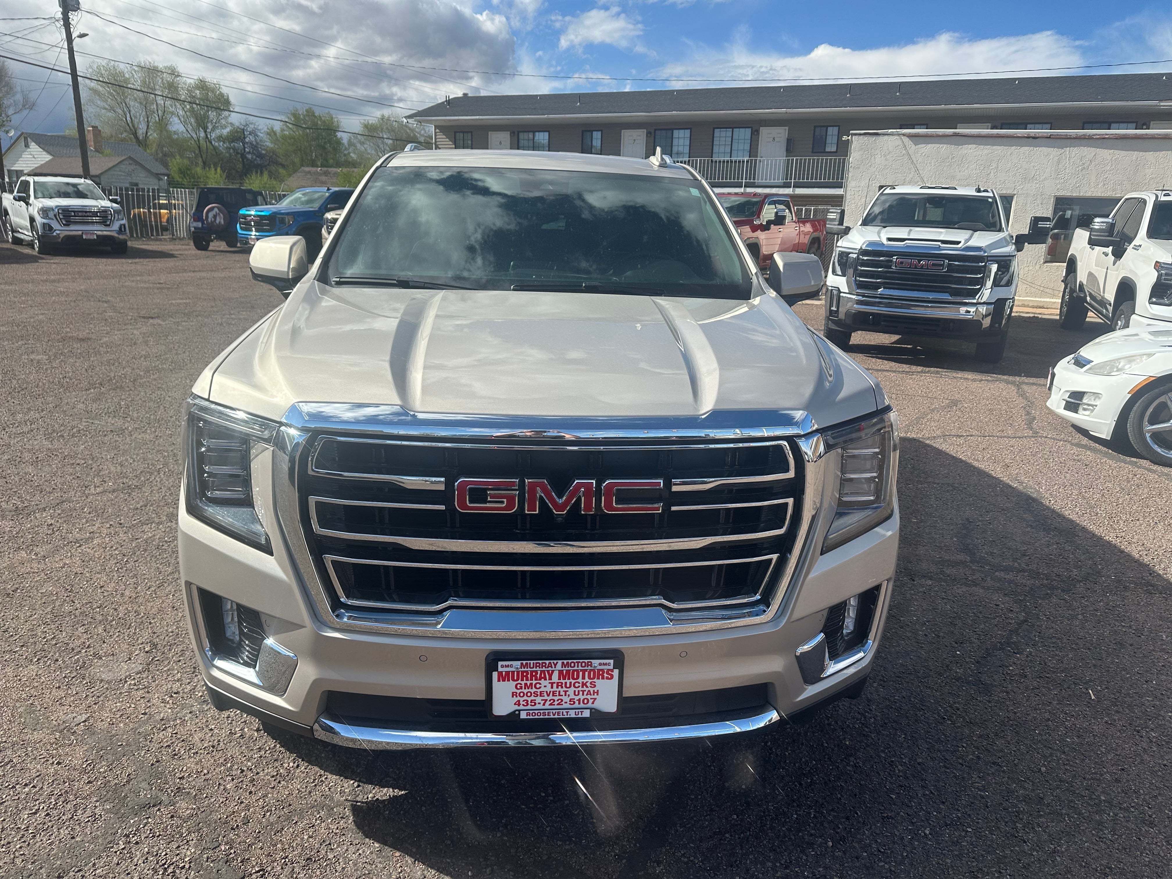 2024 GMC Yukon SLT