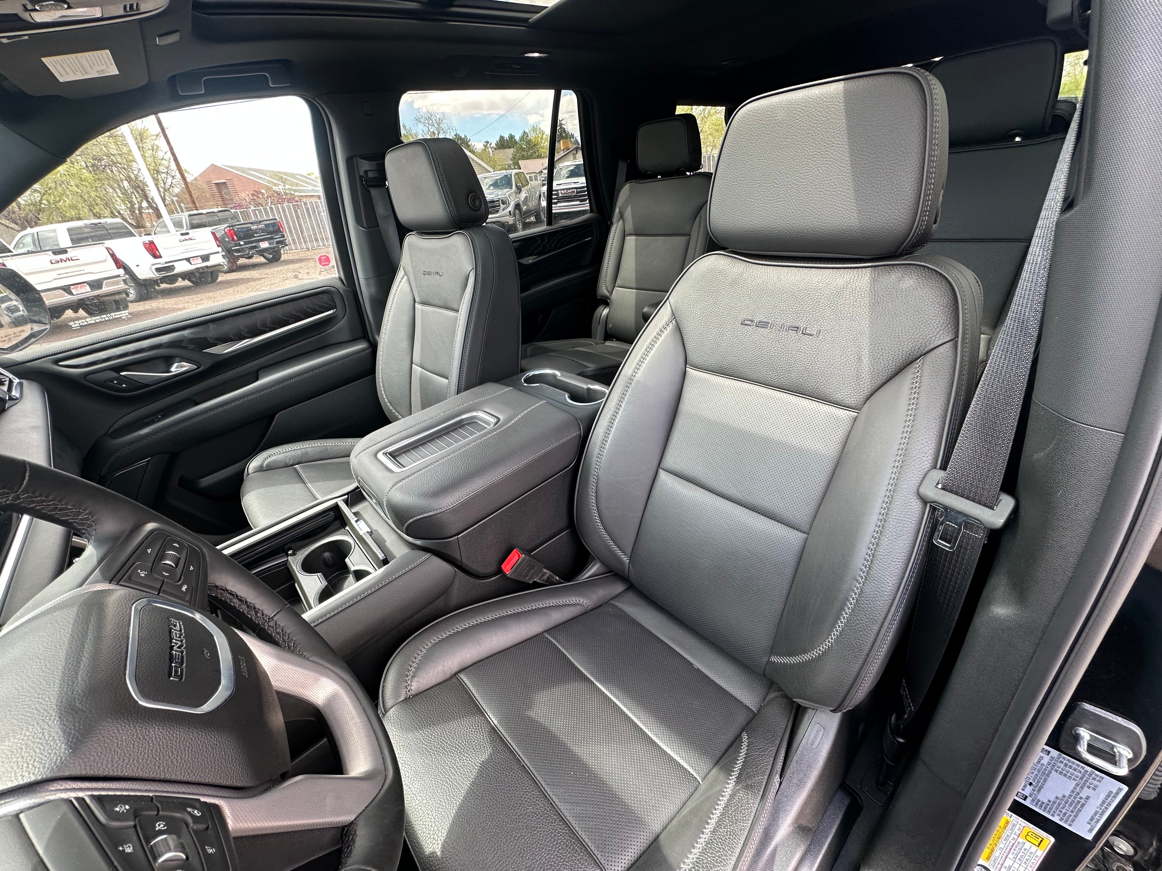 2024 GMC Yukon Denali