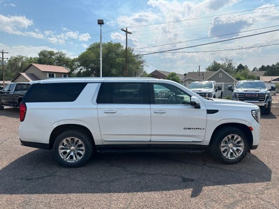 2024 GMC Yukon XL Denali