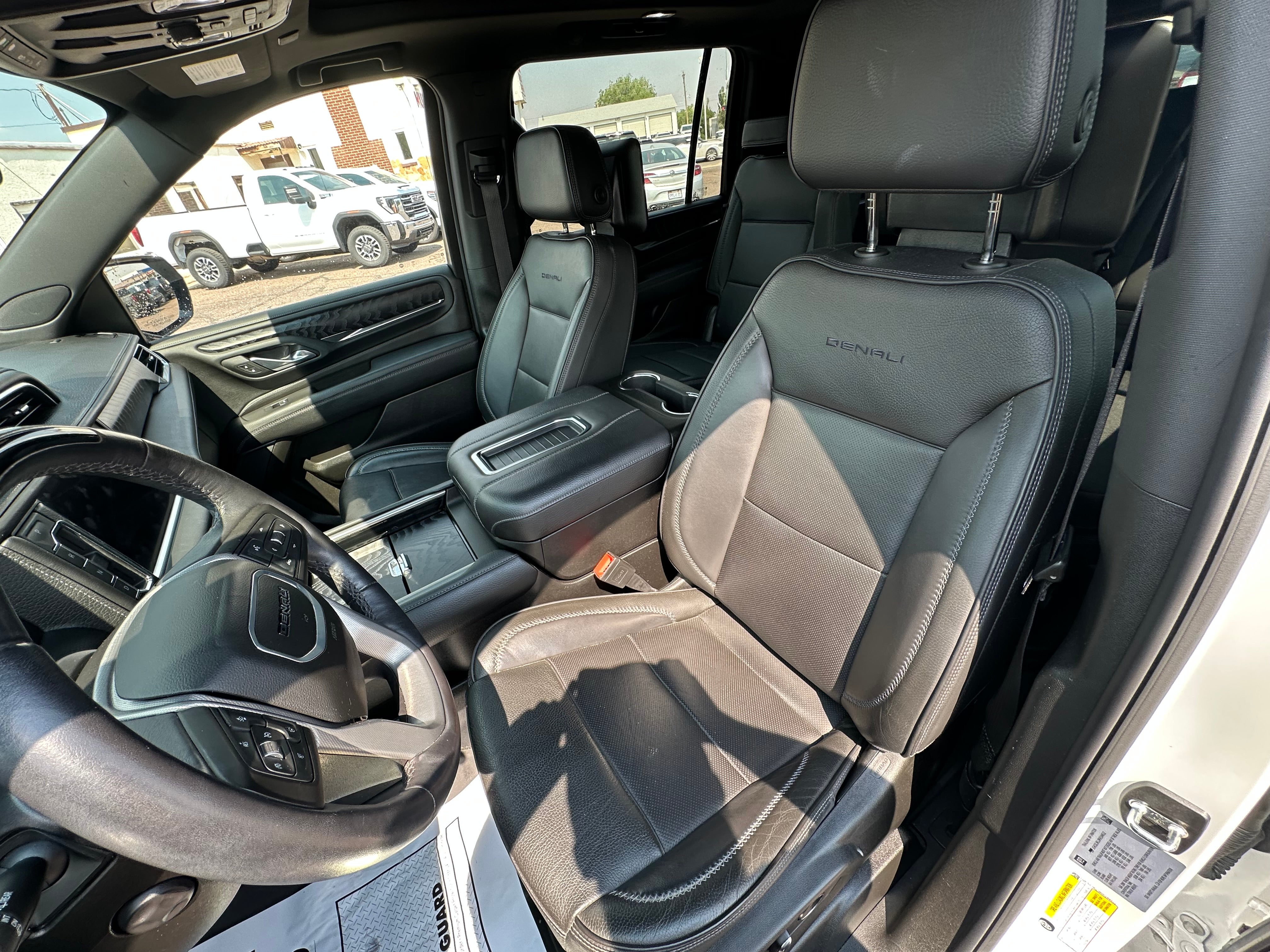 2024 GMC Yukon XL Denali