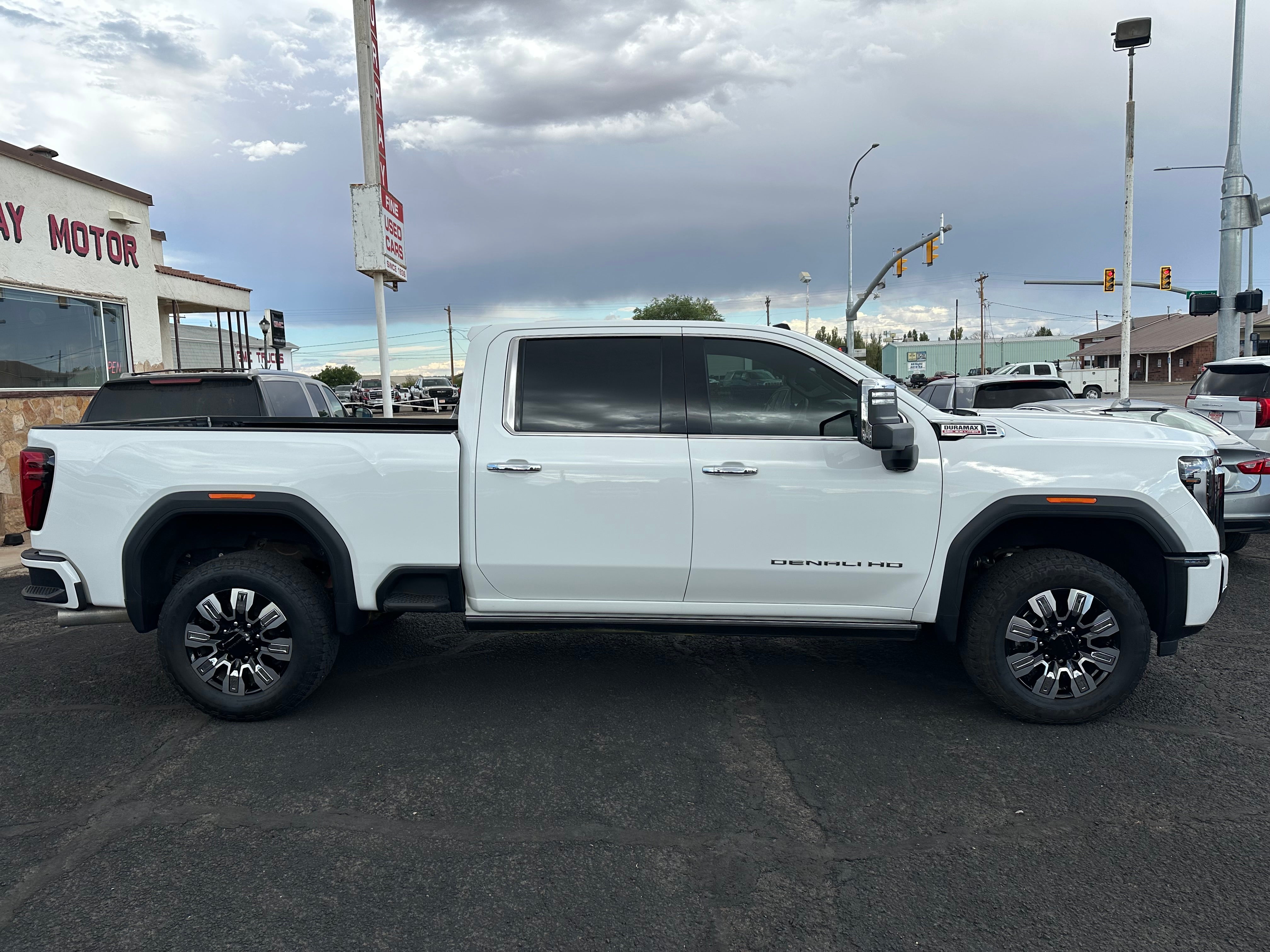 2024 GMC Sierra 3500 HD Denali