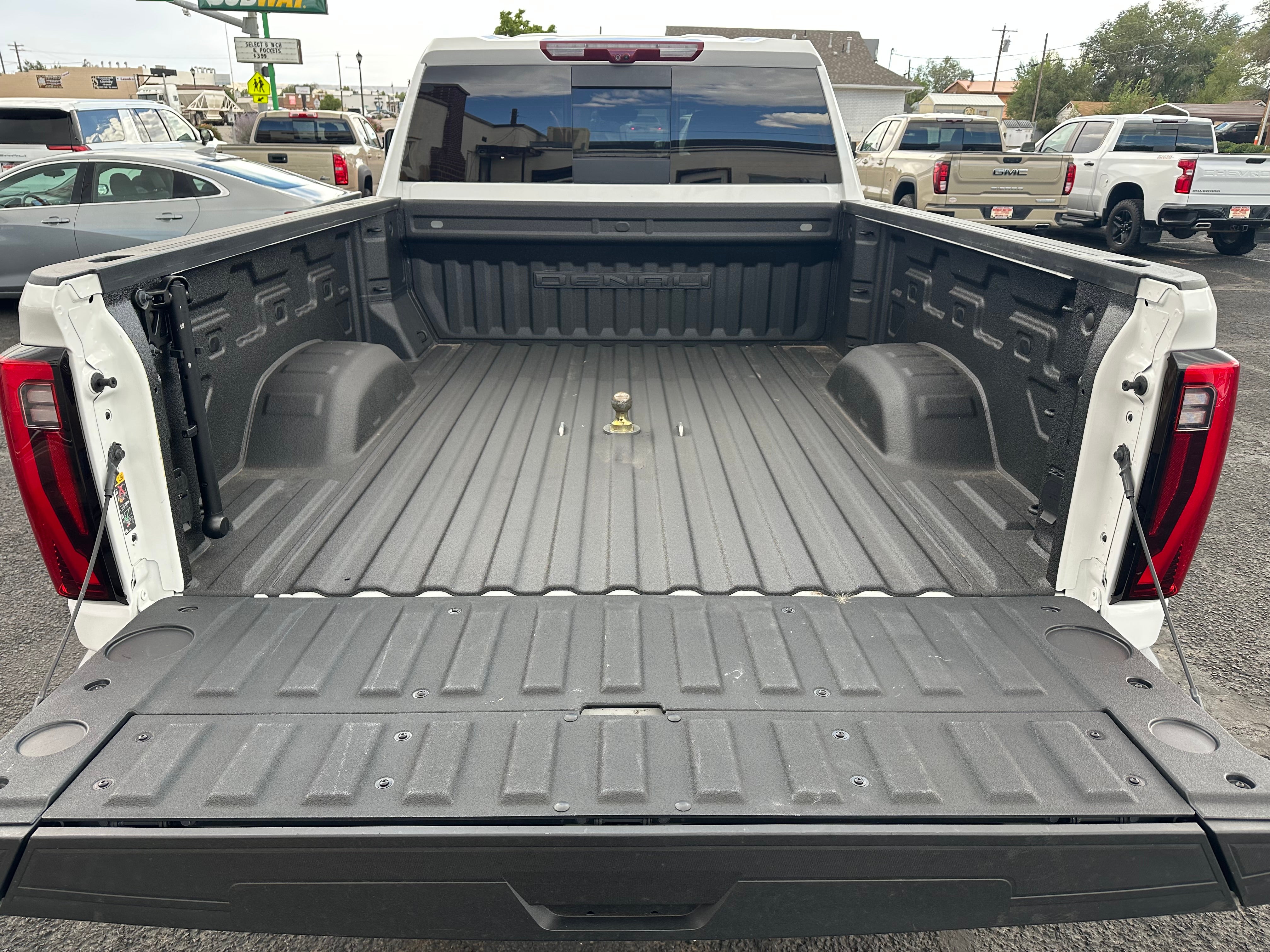 2024 GMC Sierra 3500 HD Denali