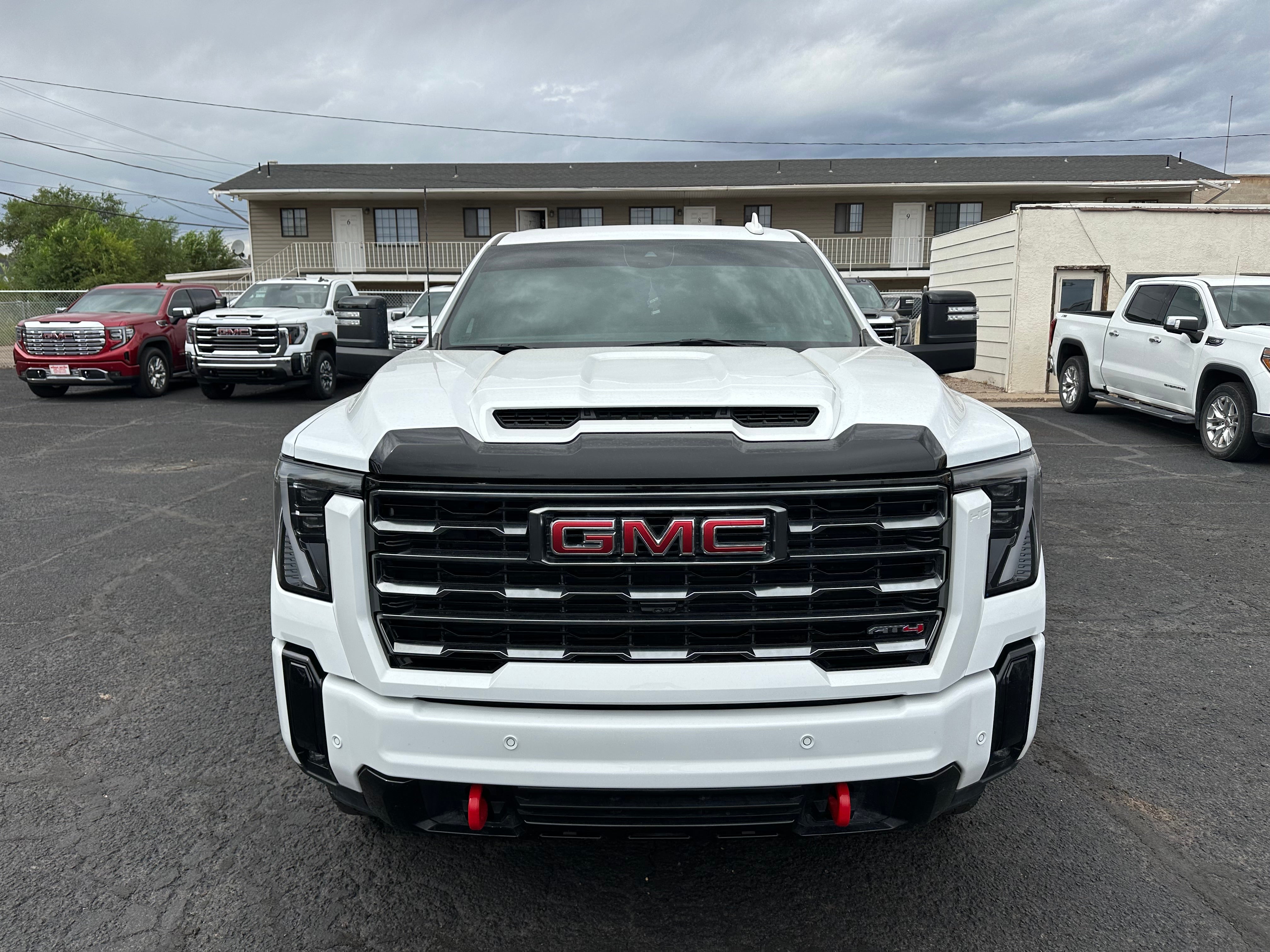 2025 GMC Sierra 2500HD AT4