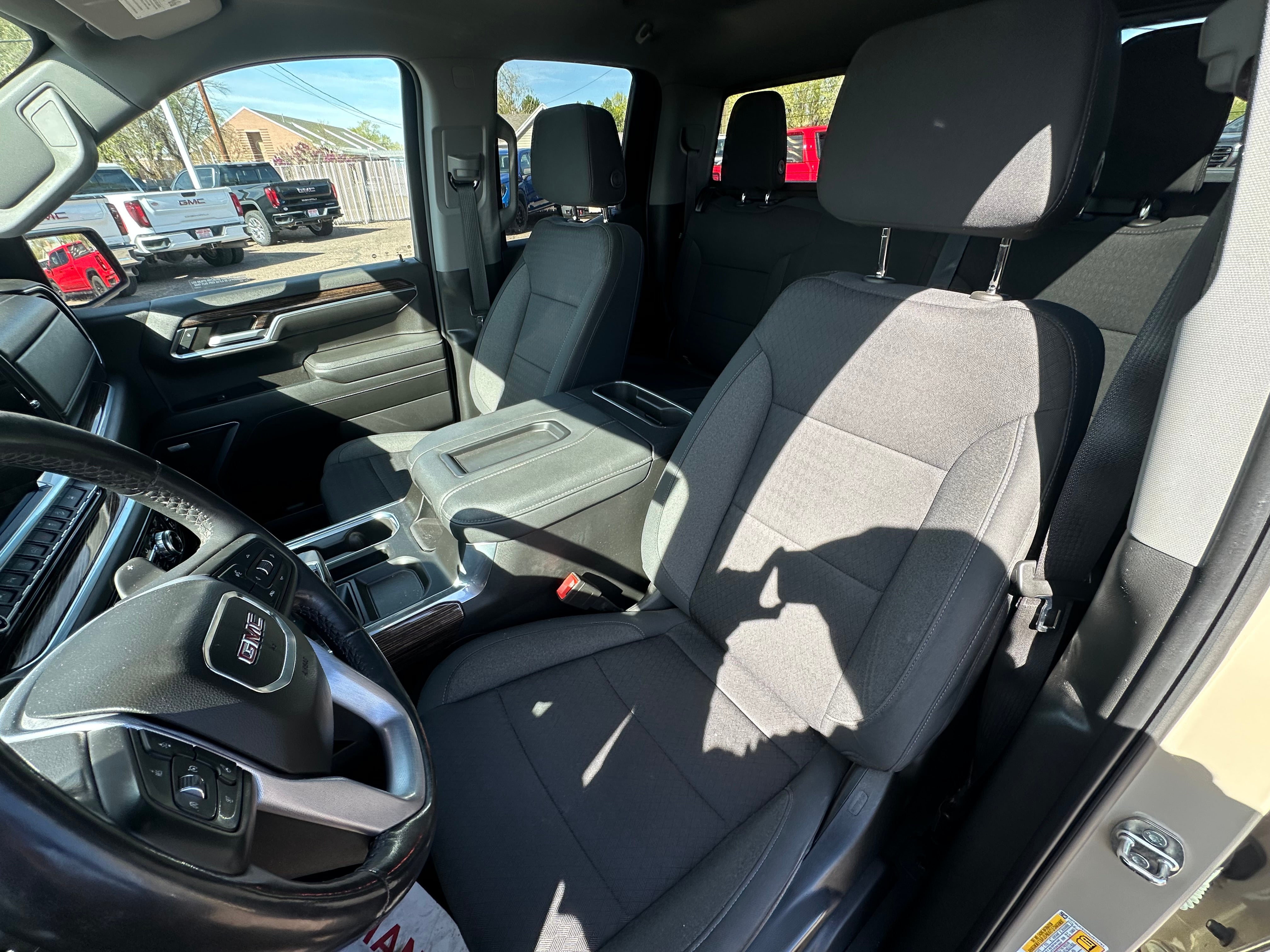 2022 GMC Sierra 1500 Elevation