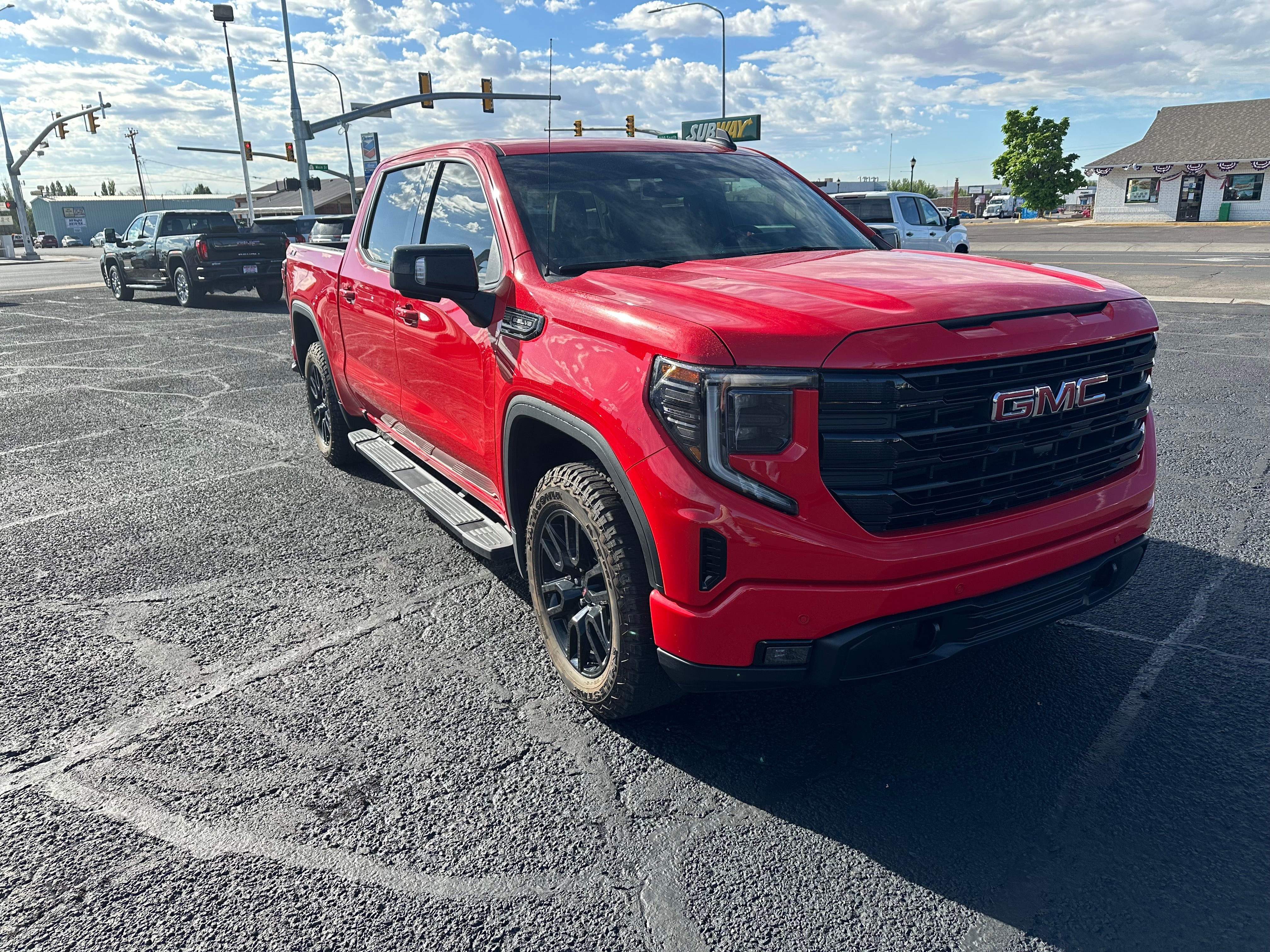2025 GMC Sierra 1500 Elevation