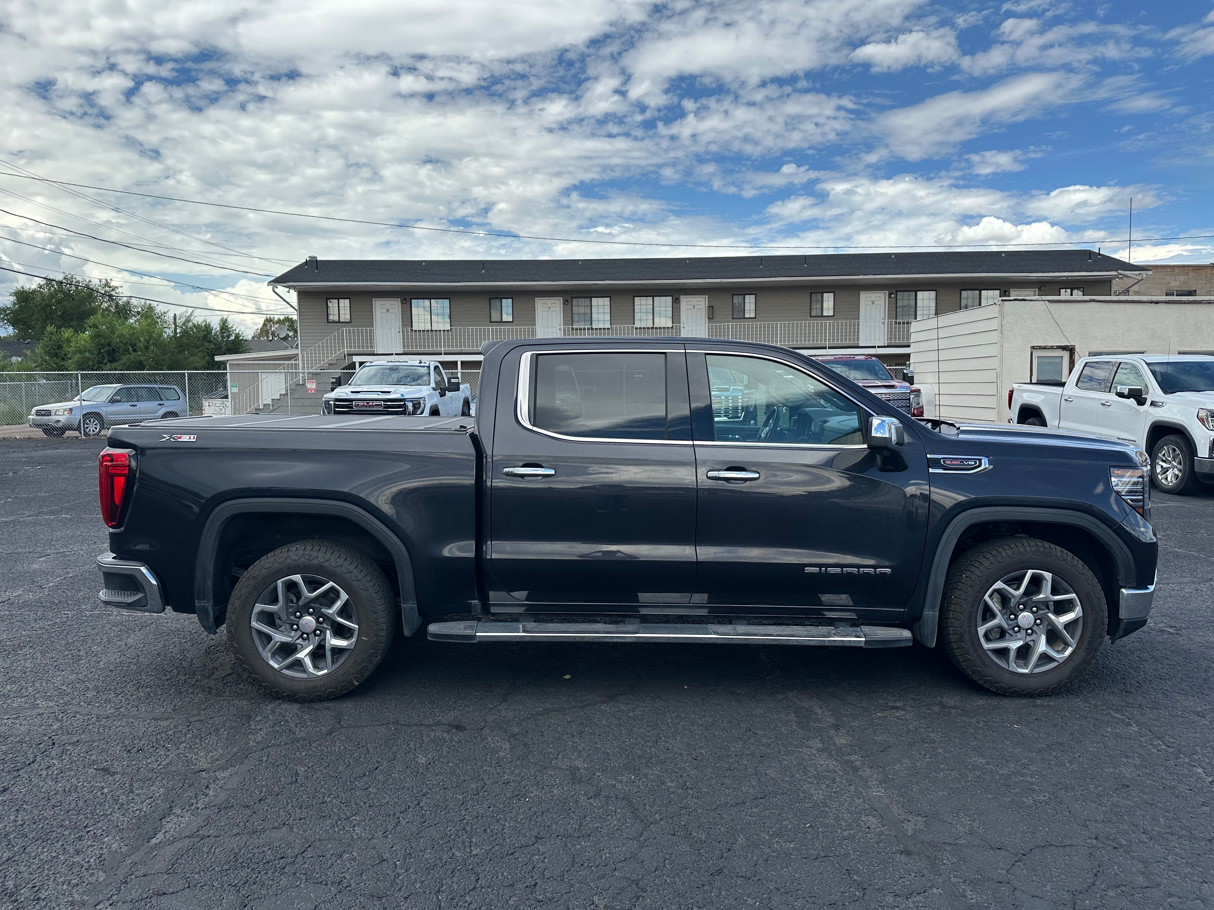 2023 GMC Sierra 1500 SLT