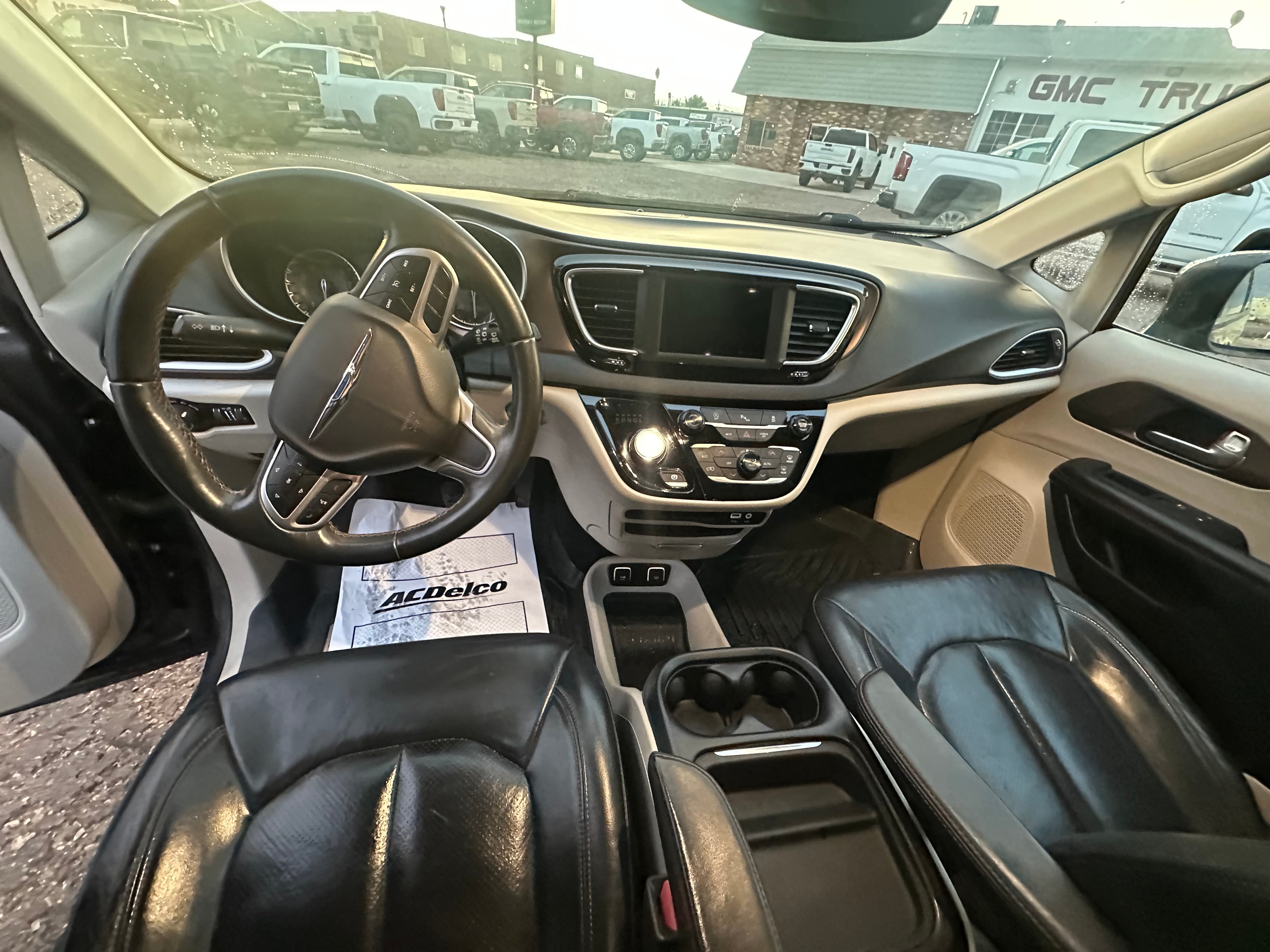 2018 Chrysler Pacifica Touring L