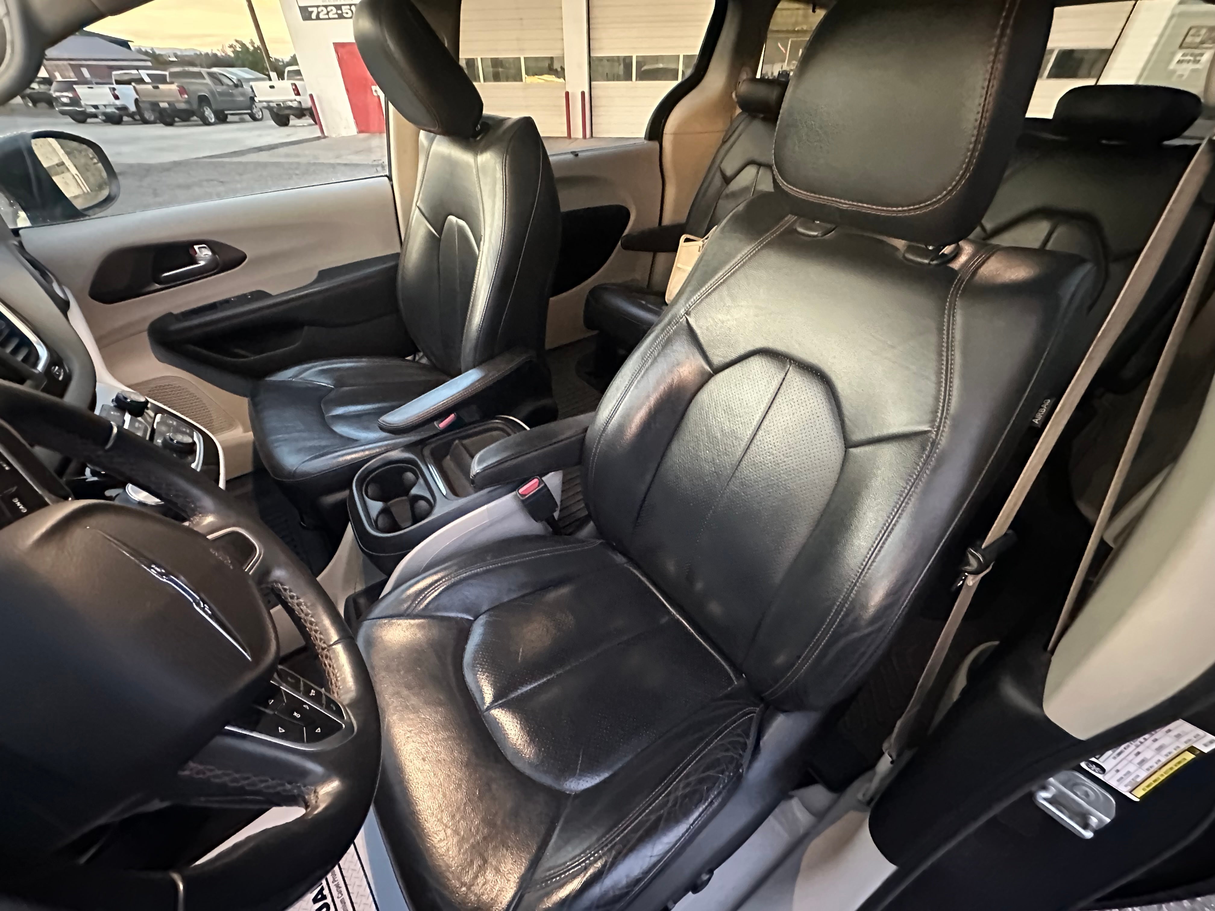 2018 Chrysler Pacifica Touring L