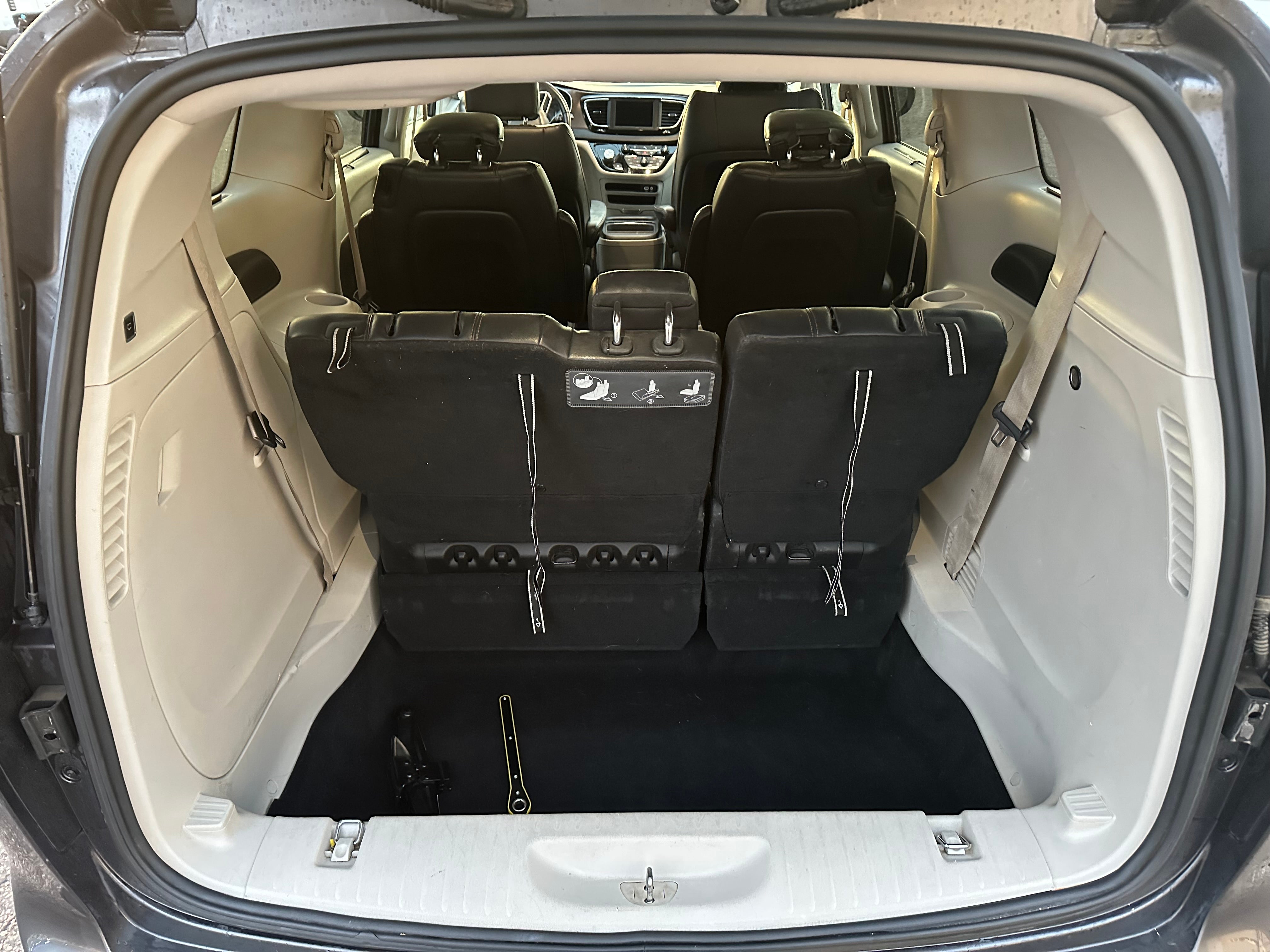 2018 Chrysler Pacifica Touring L