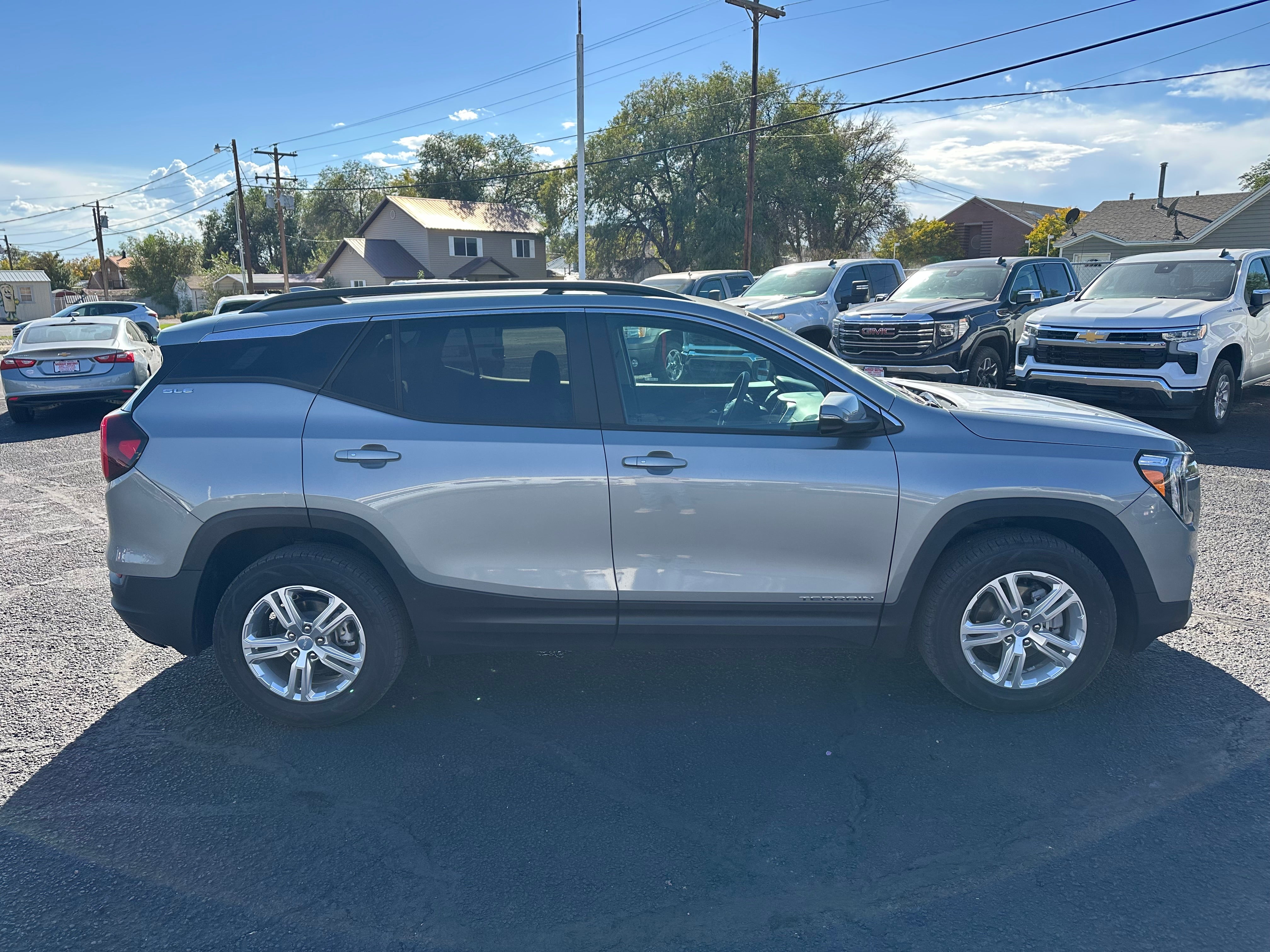 2024 GMC Terrain SLE
