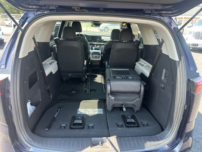 2024 Kia Carnival LX